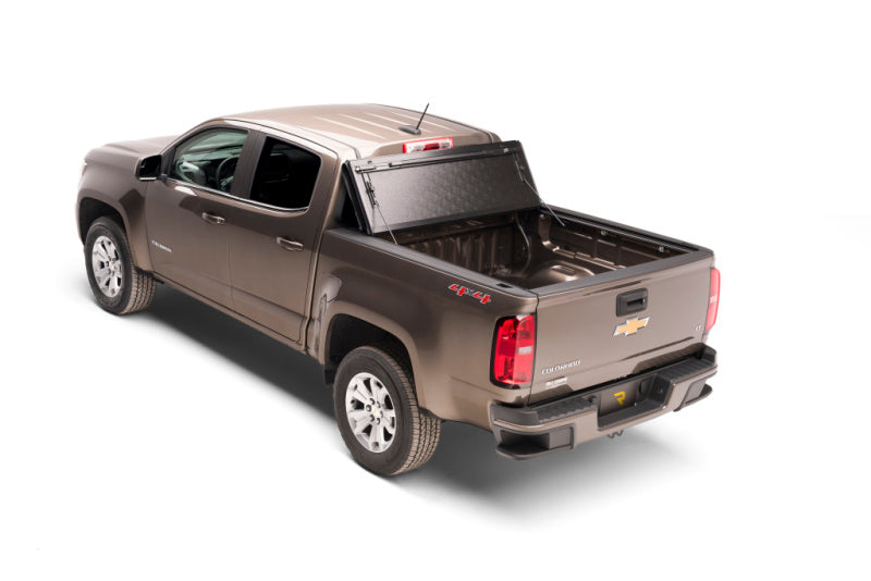 BAK 2023+ Chevy Colorado Crew Cab 5ft 2in Bed BAKFlip F1