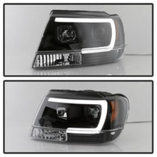 Load image into Gallery viewer, Spyder 99-04 Jeep Grand Cherokee Projector Headlights - Light Bar DRL LED - Black