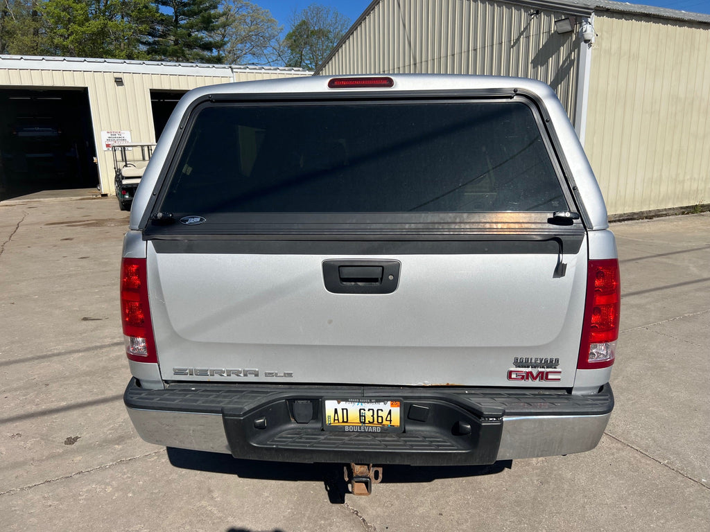 Used GMC SIERRA 07-2013 Crew Cab 5.8' extra short bed used topper LOCATION: N-2-2  CODE: CNMMM003