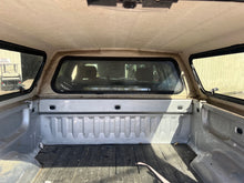 Load image into Gallery viewer, Used GMC SIERRA 07-2013 Crew Cab 5.8&#39; extra short bed used topper LOCATION: N-2-2  CODE: CNMMM003