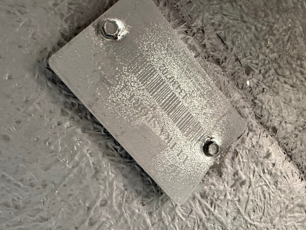 Ford Ranger Extra Short Box SSB 1999-2012 Fiberglass Truck Cap Silver CODE: CL1015-25a  Location: A-1-2