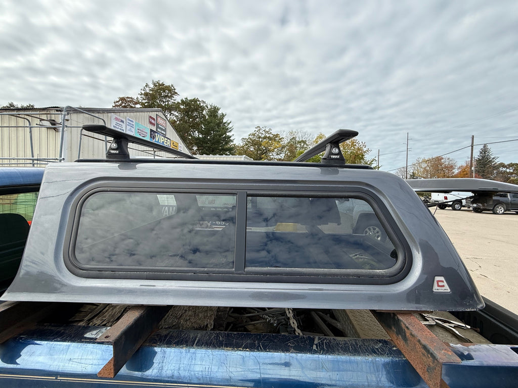 Ford Ranger Extra Short Box SSB 1999-2012 Fiberglass Truck Cap Silver CODE: CL1015-25a  Location: A-1-2