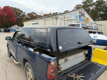 Load image into Gallery viewer, Used Ford F150 5.5&#39; extra short Box 2004-2008 Fiberglass Lid UA Black color Code: CL2510-17a Location: B-5-2