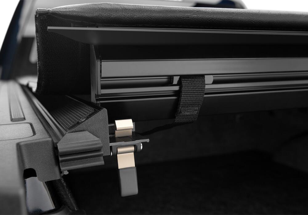 TX_LoPro_21Ford-F150_Details_03TriggerLatch.jpg