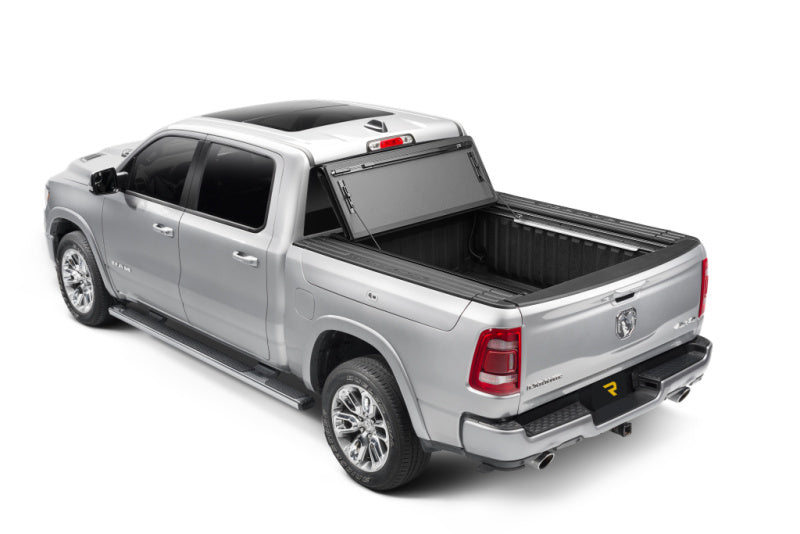 BAK 09-18 Dodge Ram 1500 (19-20 Classic Only) 5ft 7in Bed (w/ Ram Box) BAKFlip MX4 Matte Finish