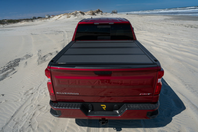 BAK 04-14 Chevy Silverado 1500 5ft 8in Bed BAKFlip MX4 Matte Finish