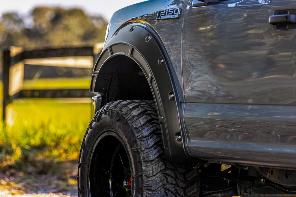 devans_truck_tighter_crop-1_1_1.jpg
