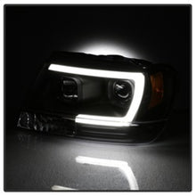 Load image into Gallery viewer, Spyder 99-04 Jeep Grand Cherokee Projector Headlights - Light Bar DRL LED - Black