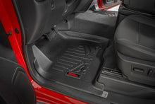 Load image into Gallery viewer, gm-floormat-bucket1_1_1.jpg