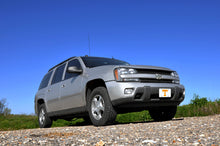 Load image into Gallery viewer, gm-lift-kit_289-installed.jpg