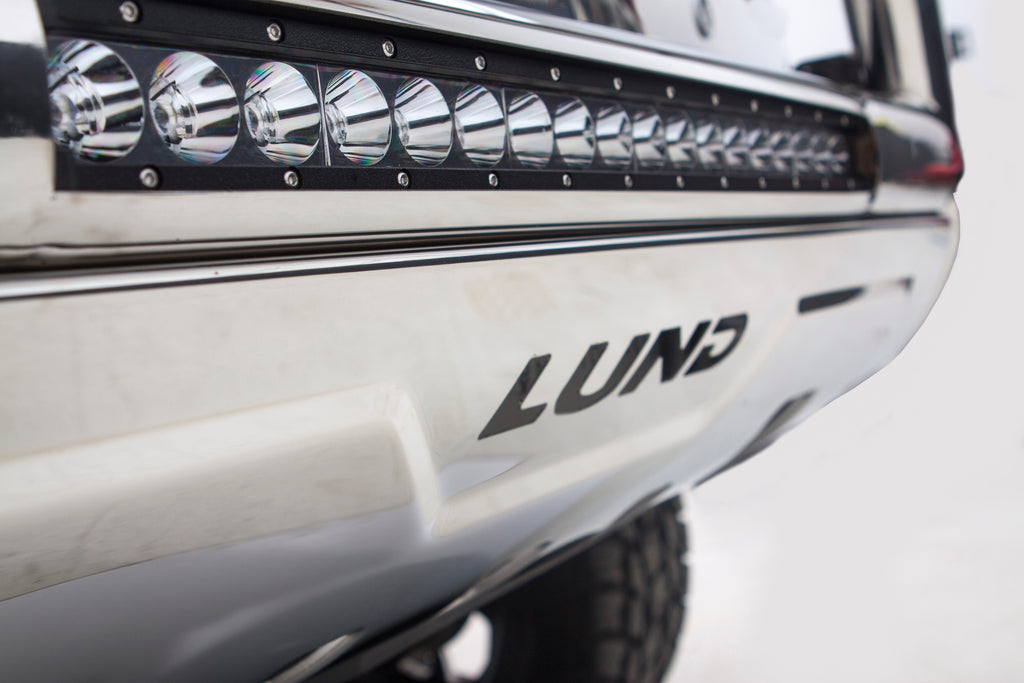 lund_47021207_bullbar_closeup.jpg