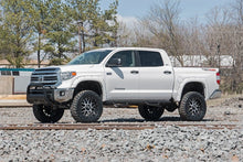 Load image into Gallery viewer, toyota-16-tundra-white-ds-trains-773n2.jpg
