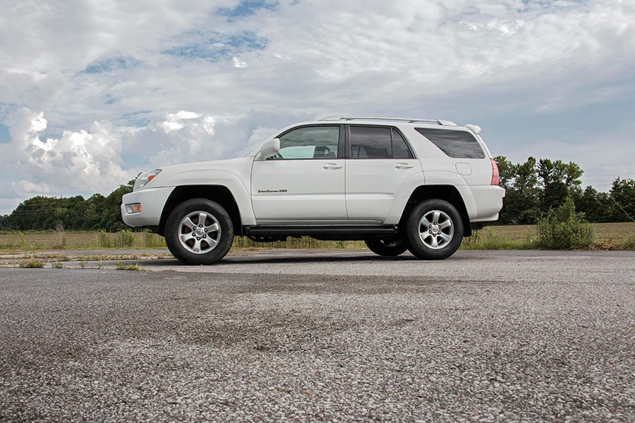 toyota-lift-kit_763-white-4runner-ds_1.jpg