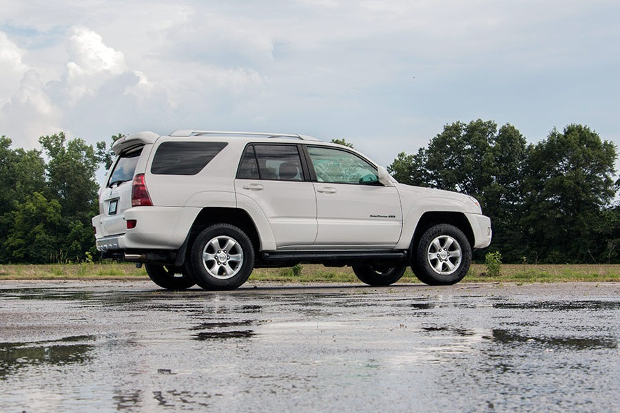 toyota-lift-kit_763-white-4runner-rp_1.jpg